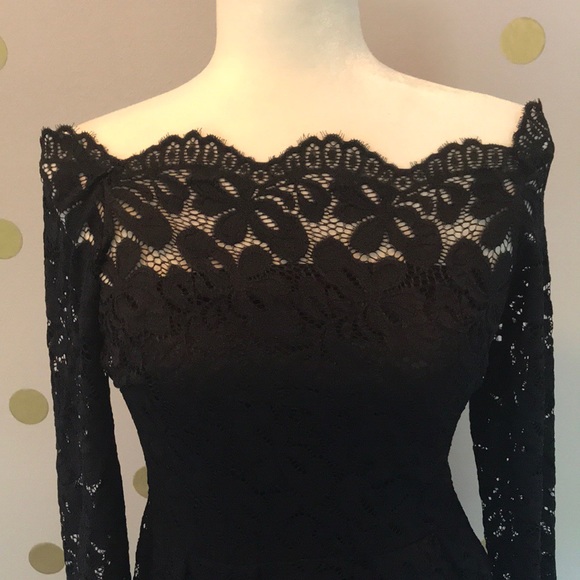 Lace off the shoulder dress - Picture 2 of 6